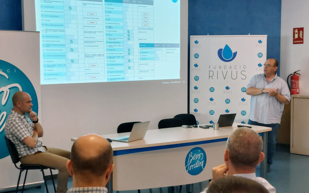 Reunió interna de treball de la setantena de professionals que formen part del projecte